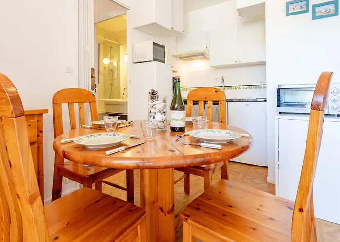 Le Sporting-18 By Interhome Appartamento