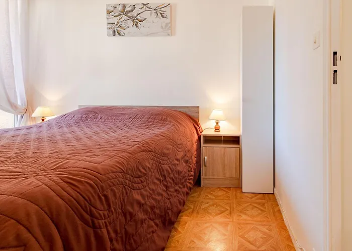 Le Sporting-18 By Interhome